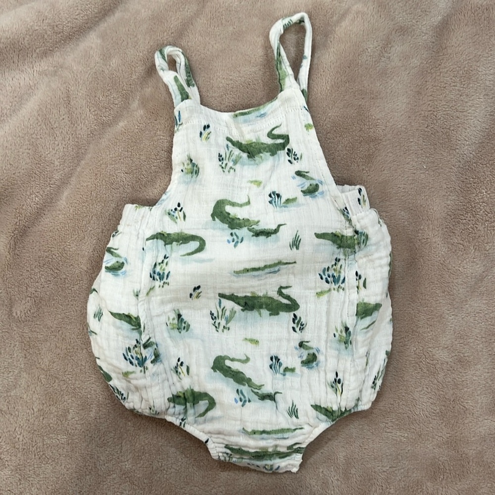 Angel Dear Alligator bubble 6-12 months